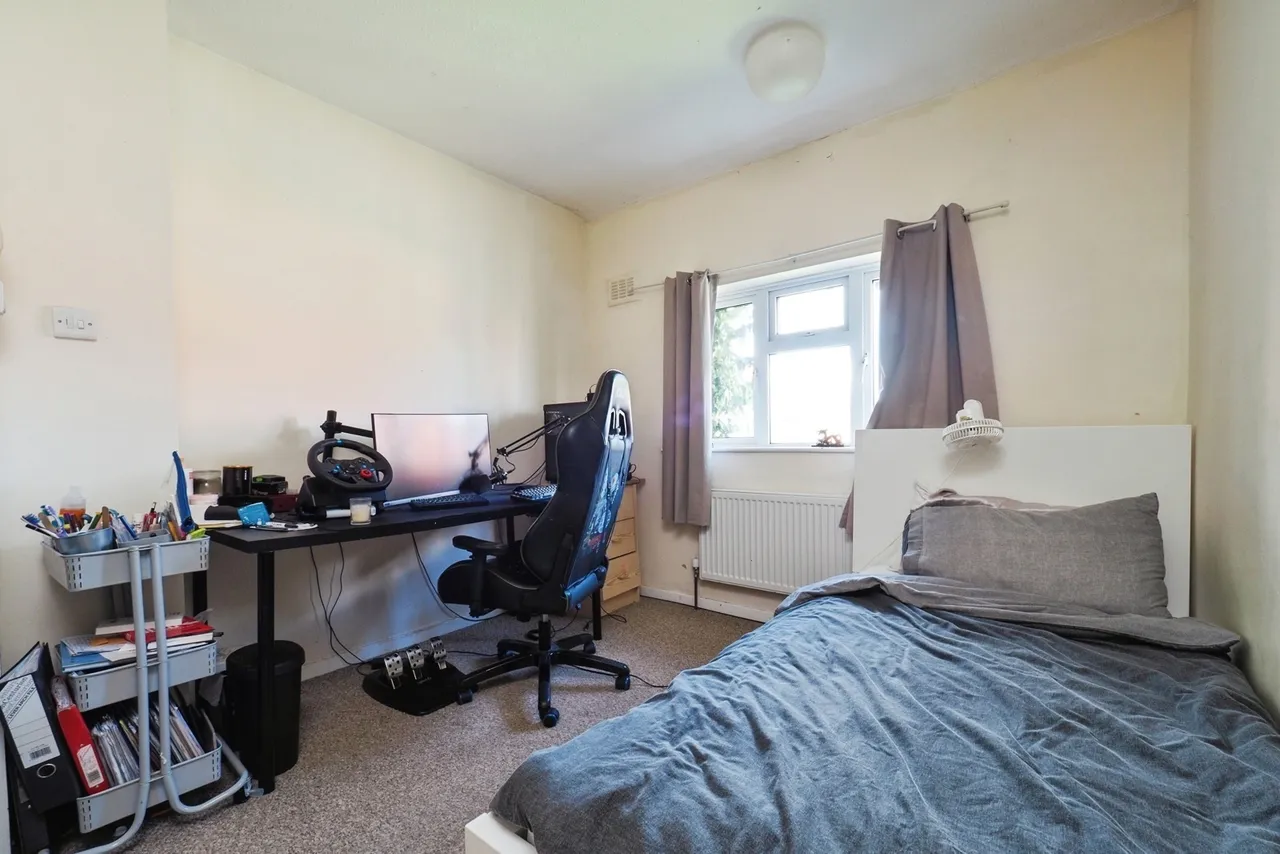Alexandra Crescent, Beeston, Nottingham, Nottinghamshire, NG9, photo 19