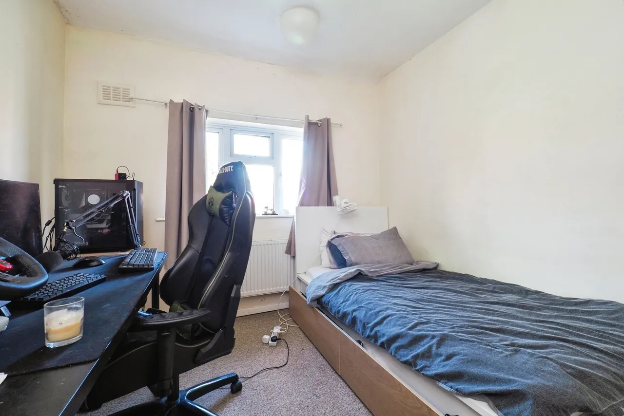 Alexandra Crescent, Beeston, Nottingham, Nottinghamshire, NG9, photo 6