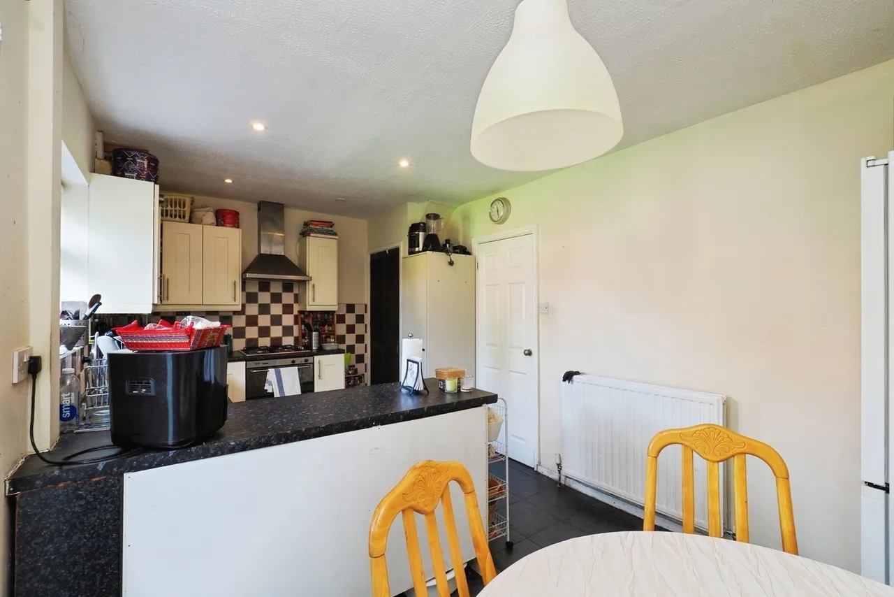 Alexandra Crescent, Beeston, Nottingham, Nottinghamshire, NG9, photo 14