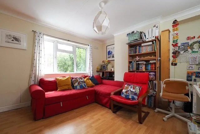 Alexandra Crescent, Beeston, Nottingham, Nottinghamshire, NG9, photo 15