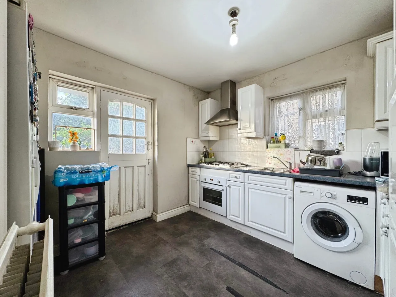 Camrose Avenue, Edgware, HA8, photo 4