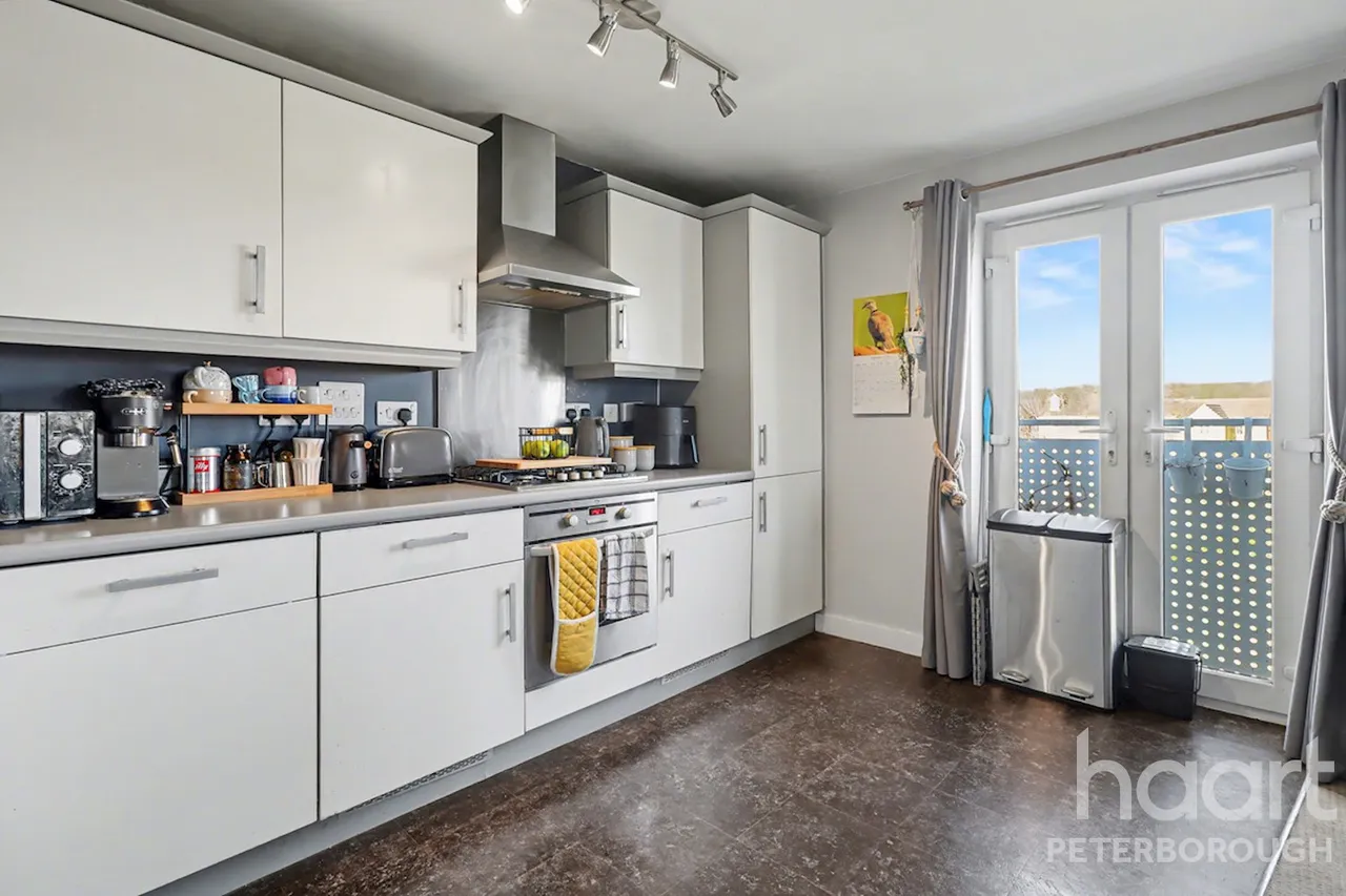 New Lakeside, Hampton Vale, PE7, photo 6