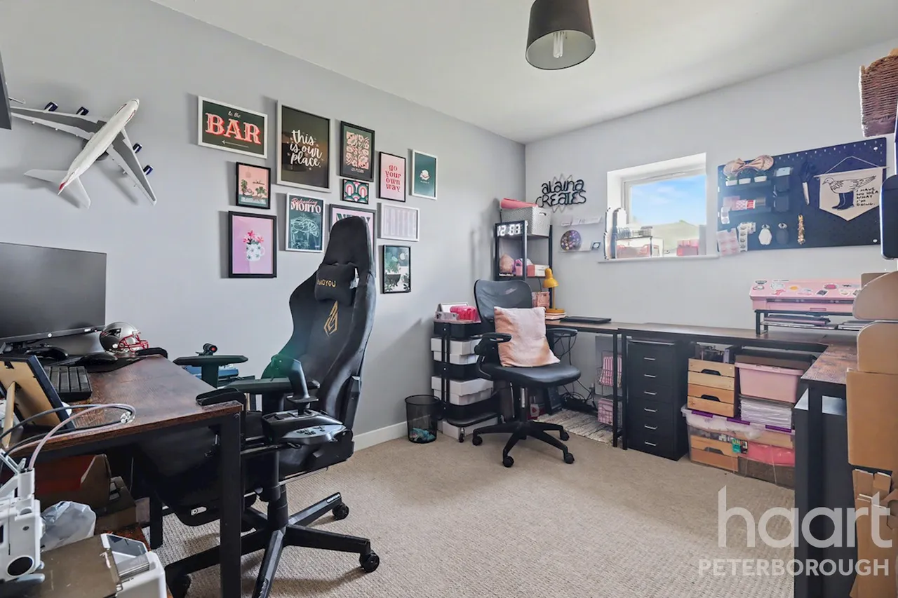 New Lakeside, Hampton Vale, PE7, photo 9