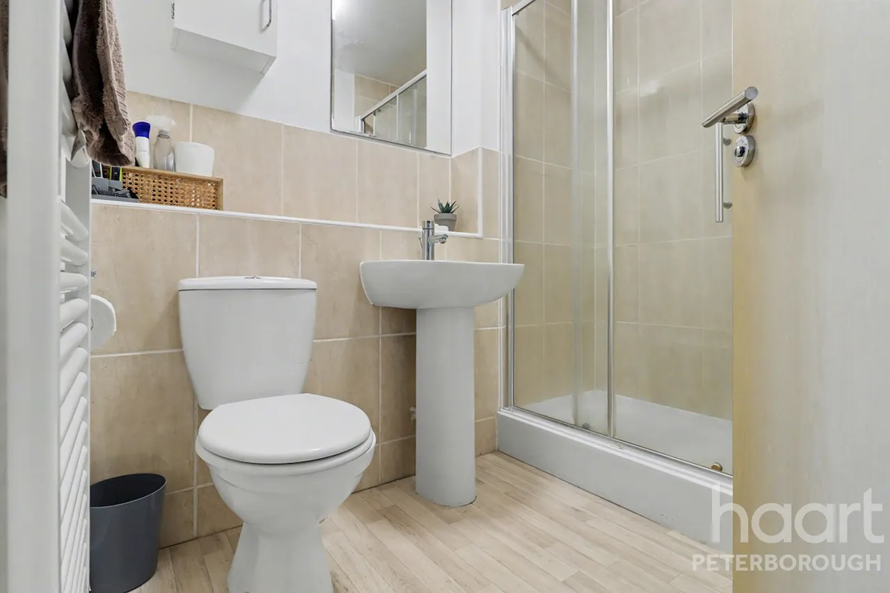 New Lakeside, Hampton Vale, PE7, photo 8
