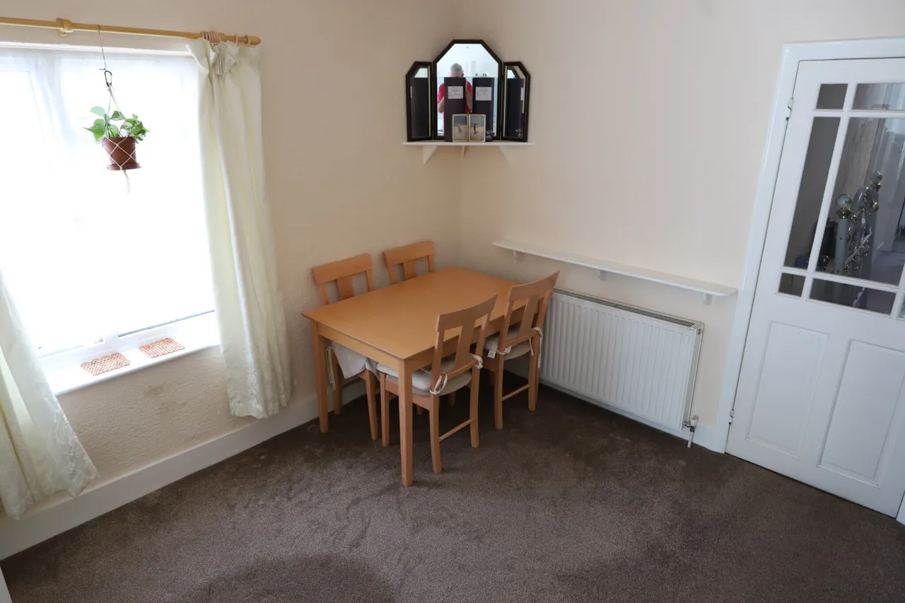 East Gardens, London, SW17, photo 3