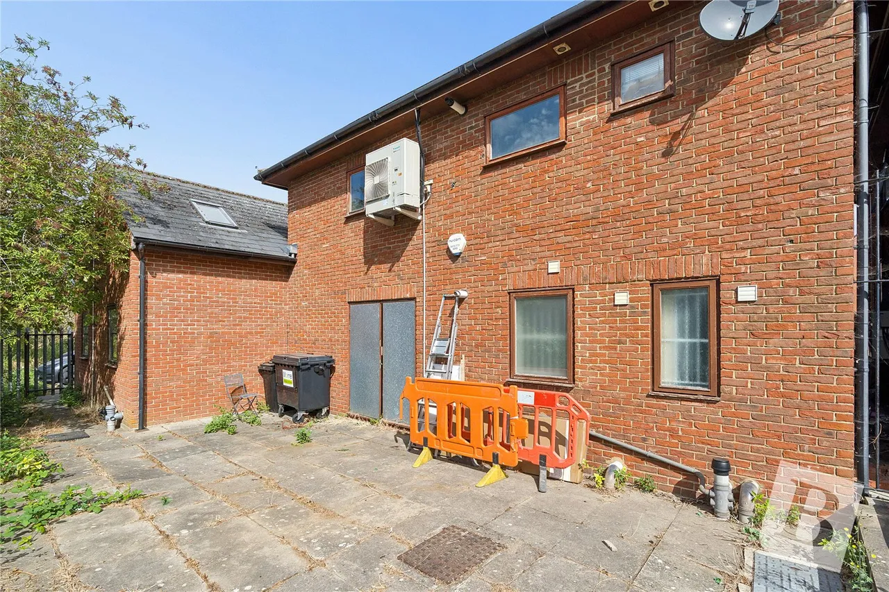 High Street, Ongar, CM5, photo 10