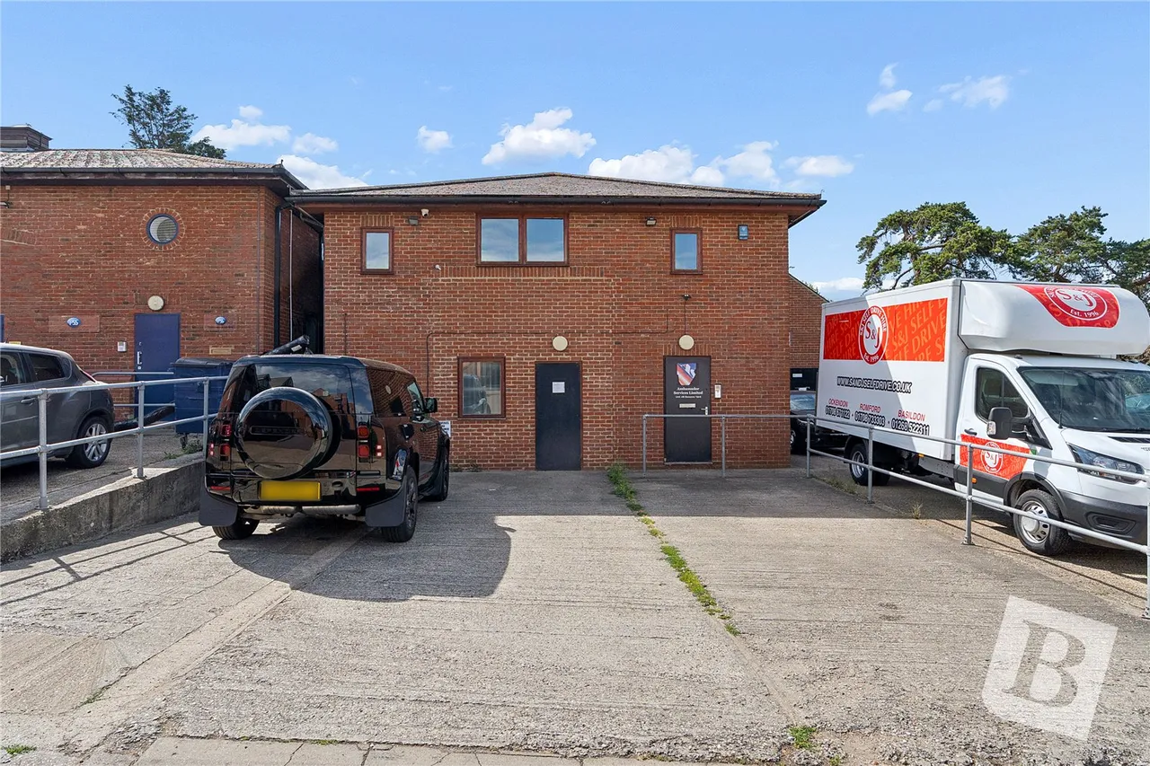 High Street, Ongar, CM5, photo 11