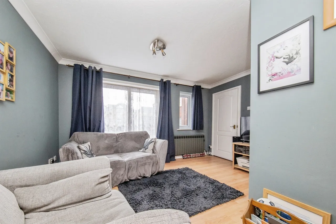 Bignell Croft, Highwoods, CO4, photo 6