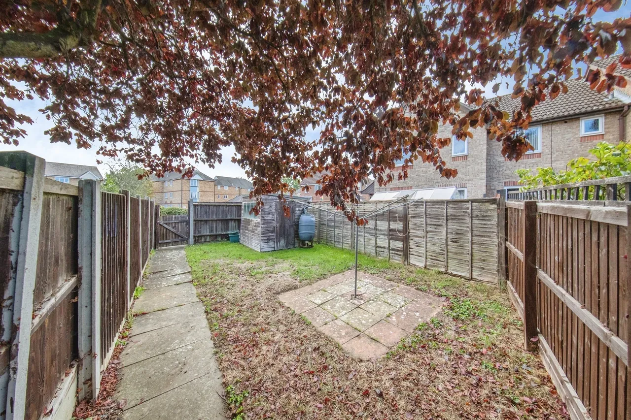 Bignell Croft, Highwoods, CO4, photo 13