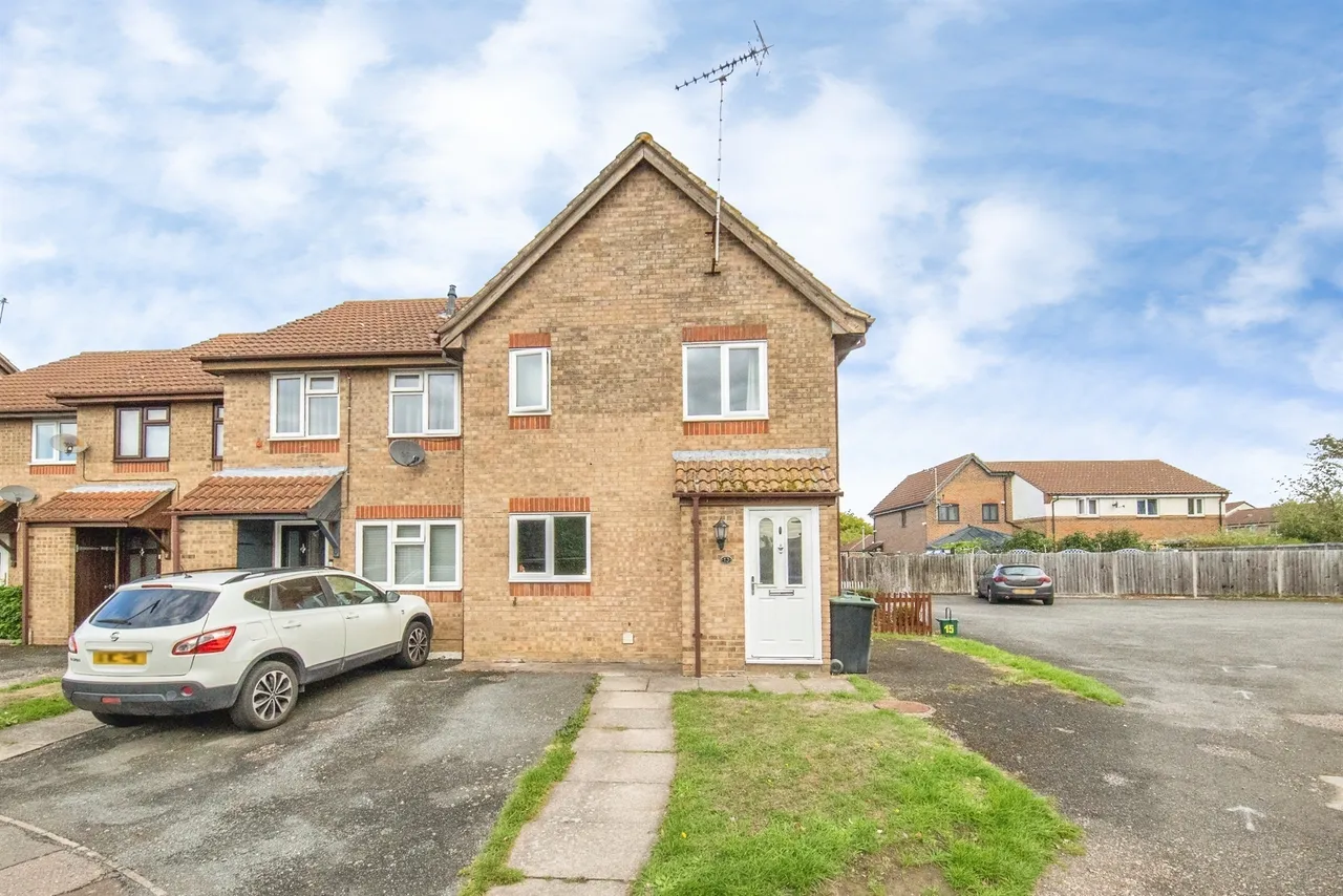 Bignell Croft, Highwoods, CO4, photo 14