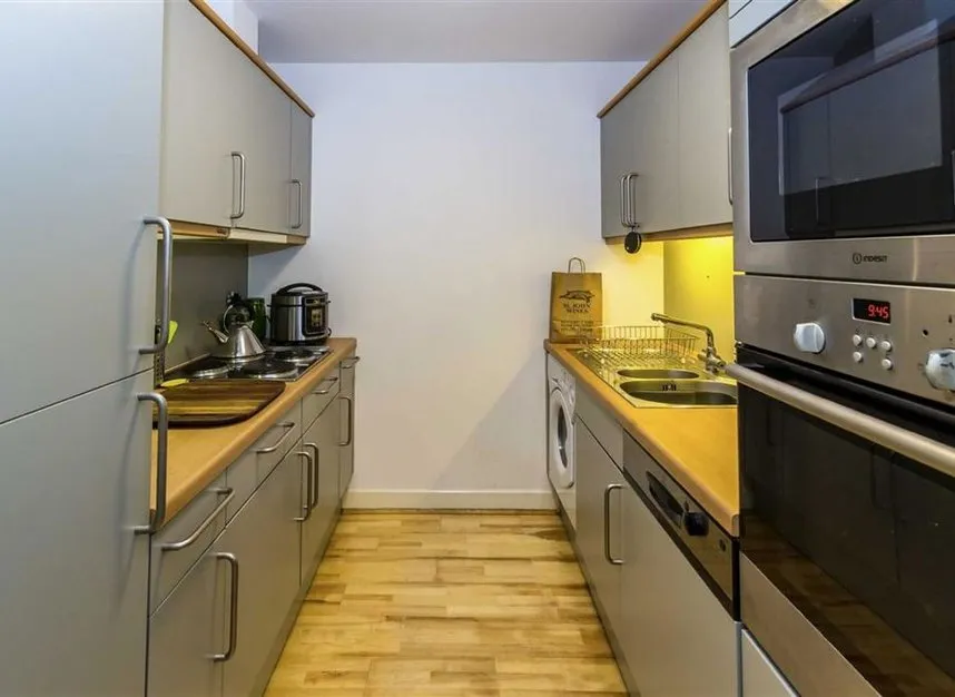Queen Elizabeth Street, Shad Thames, SE1, photo 5