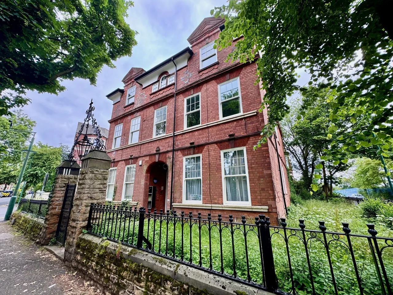2 bed flat to rent, Forest Road West, Arboretum, NG7