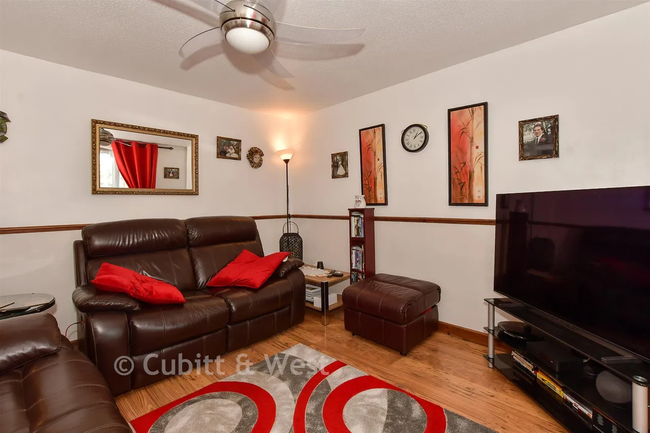 Climping Road, Ifield, RH11, photo 6