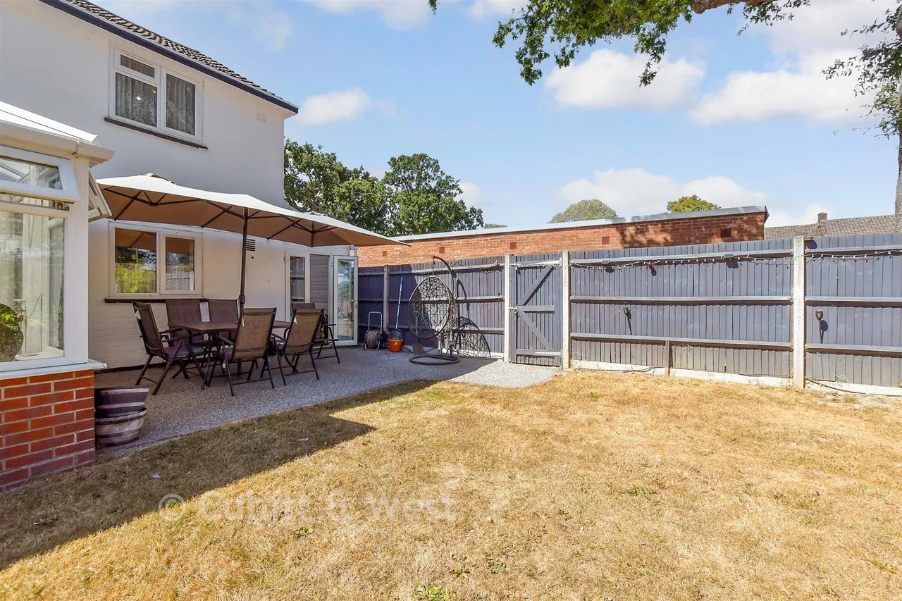 Climping Road, Ifield, RH11, photo 14