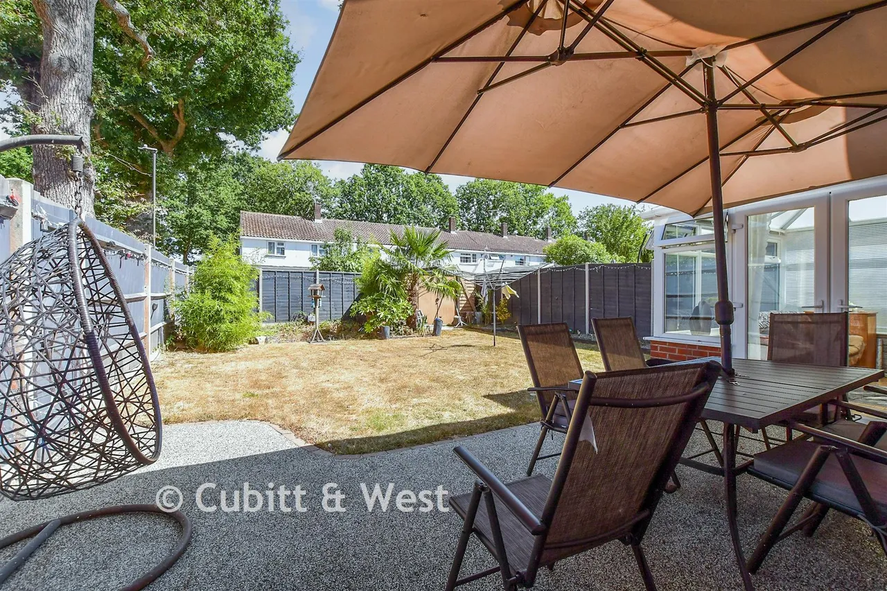 Climping Road, Ifield, RH11, photo 16