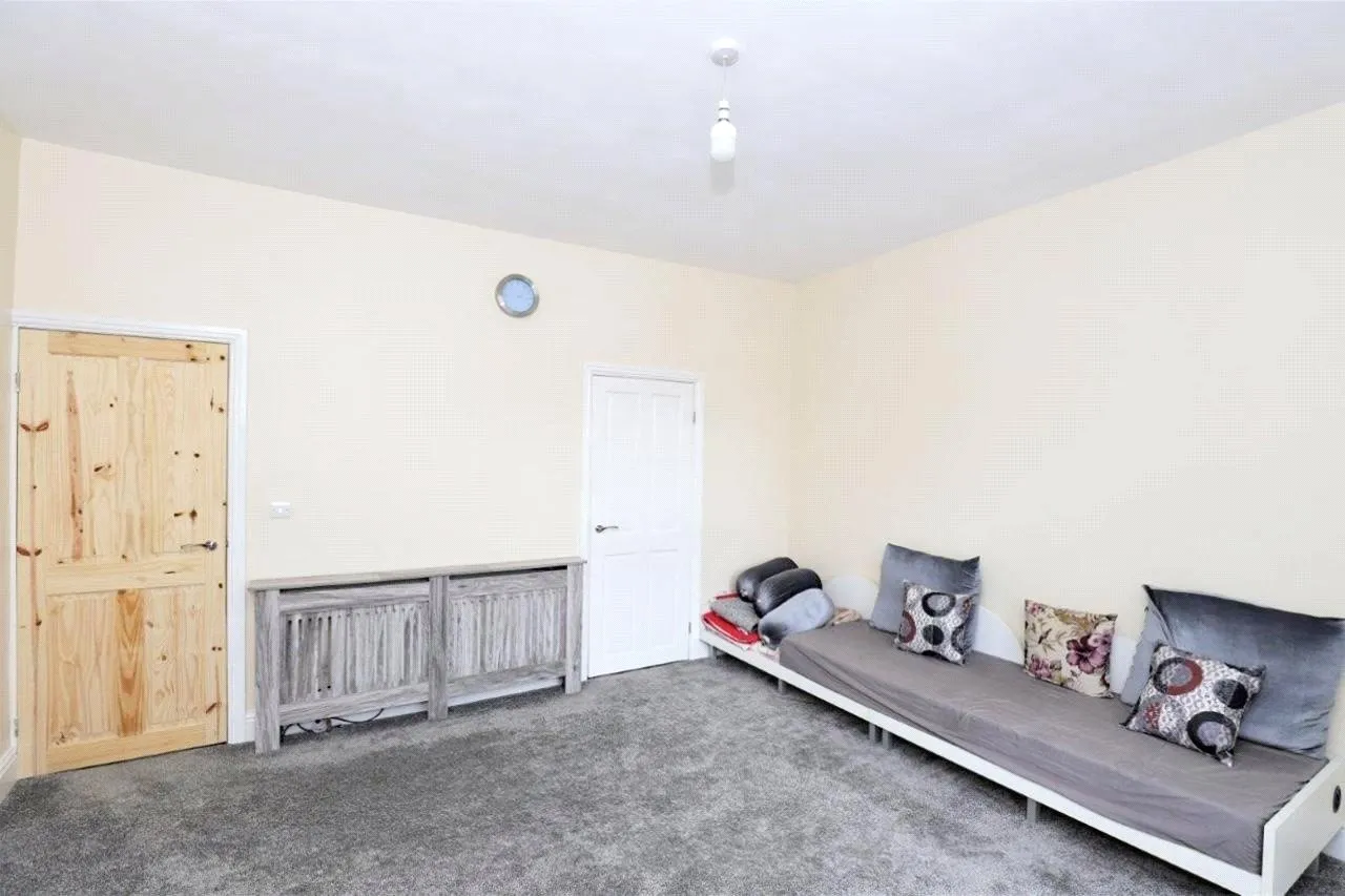 Holland Road, Sheffield, South Yorkshire, S2, photo 2