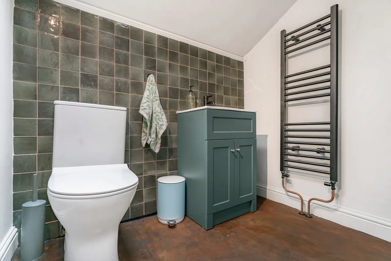 Osborne Road, Manchester, M19, photo 32