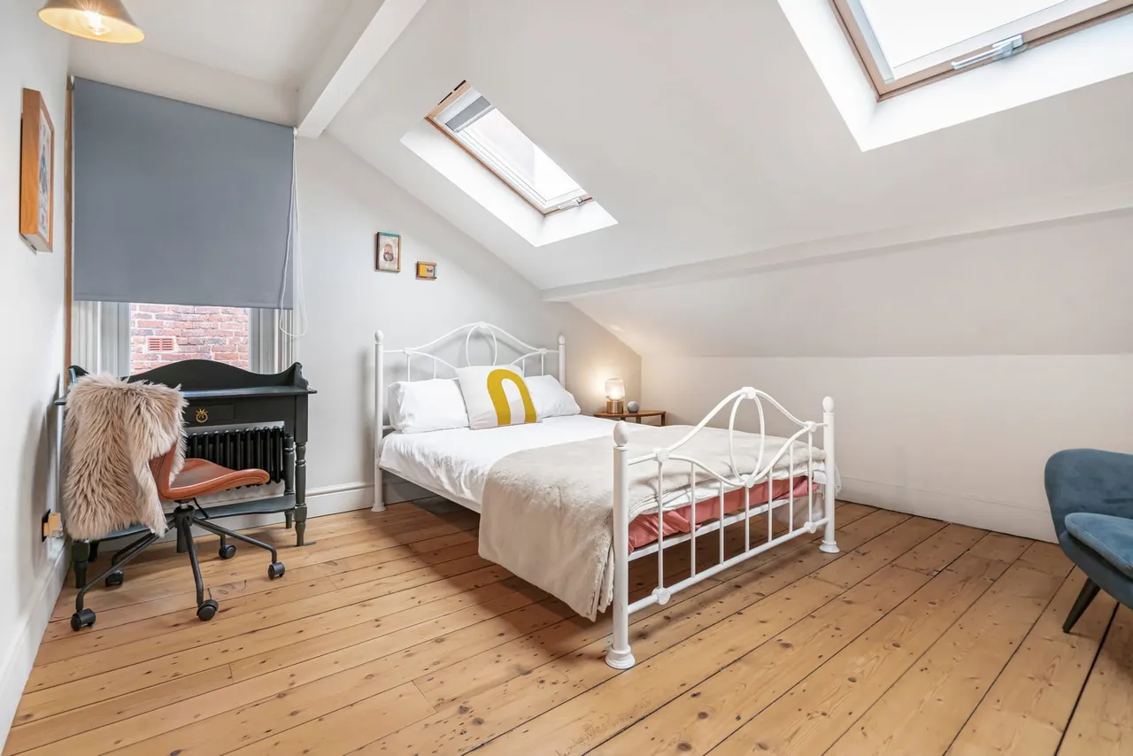 Osborne Road, Manchester, M19, photo 28