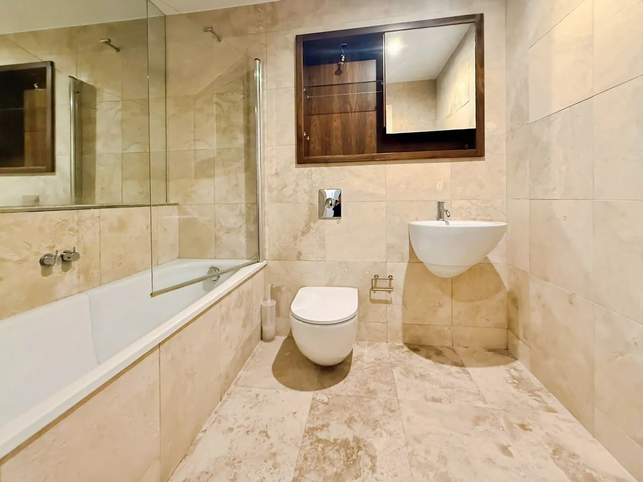 William Jessop Way, Liverpool, L3, photo 8