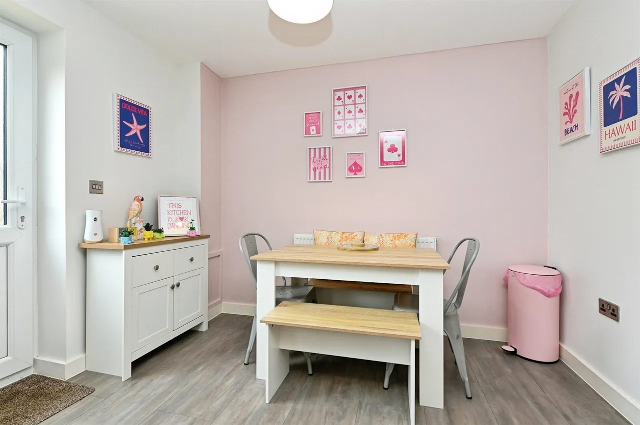 Orchard Close, Tilney St. Lawrence, PE34, photo 5