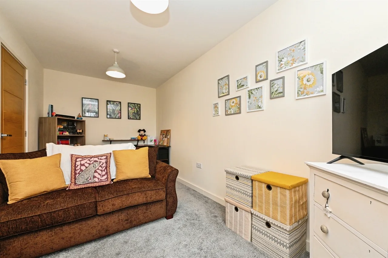 Orchard Close, Tilney St. Lawrence, PE34, photo 7