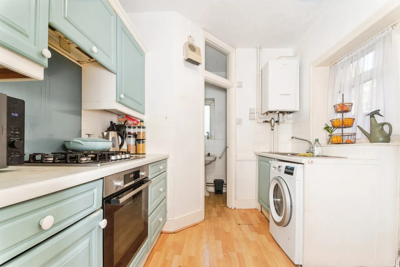 Hamilton Road, Salisbury, SP1, photo 4