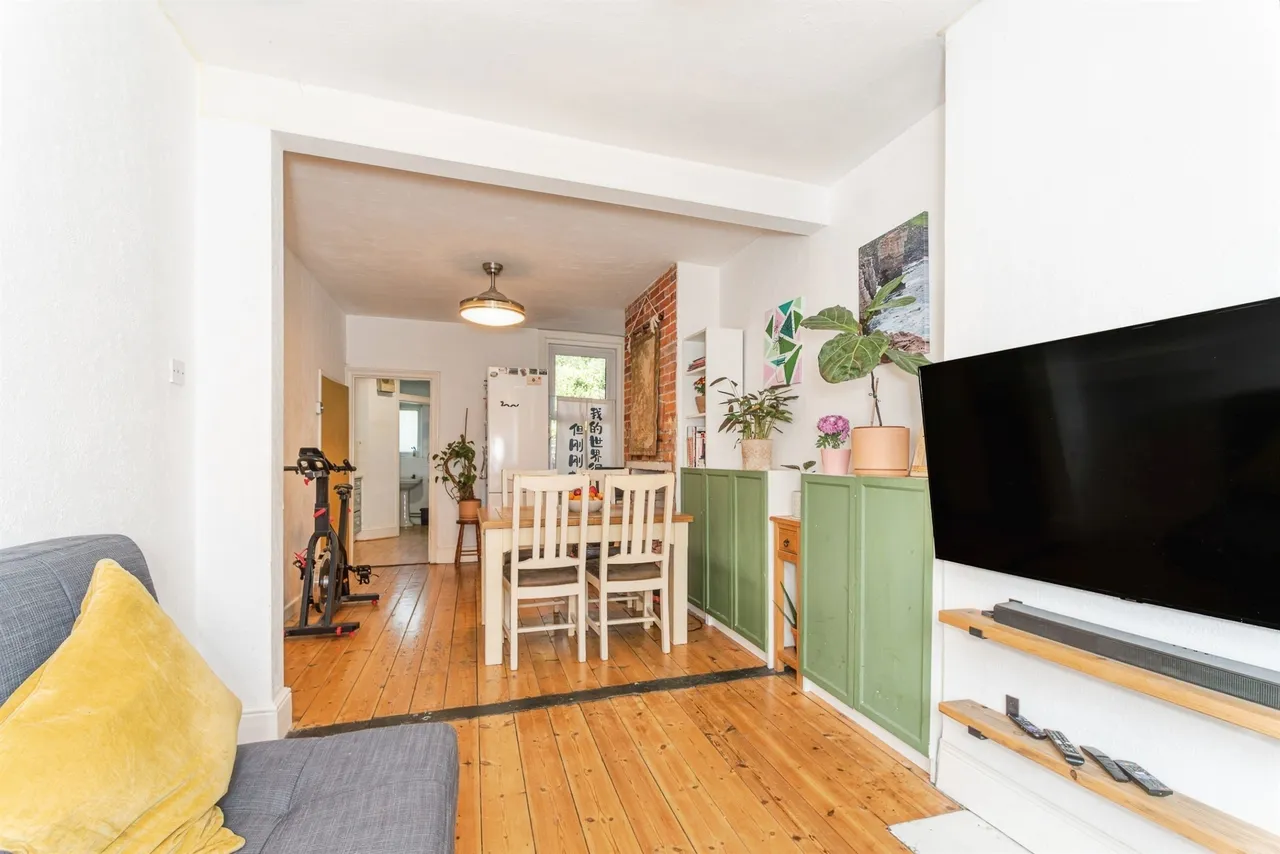 Hamilton Road, Salisbury, SP1, photo 3
