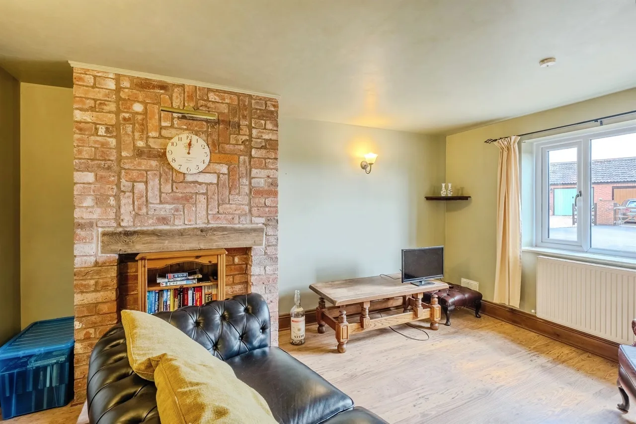 Little Dell Close, Kingstone, HR2, photo 2