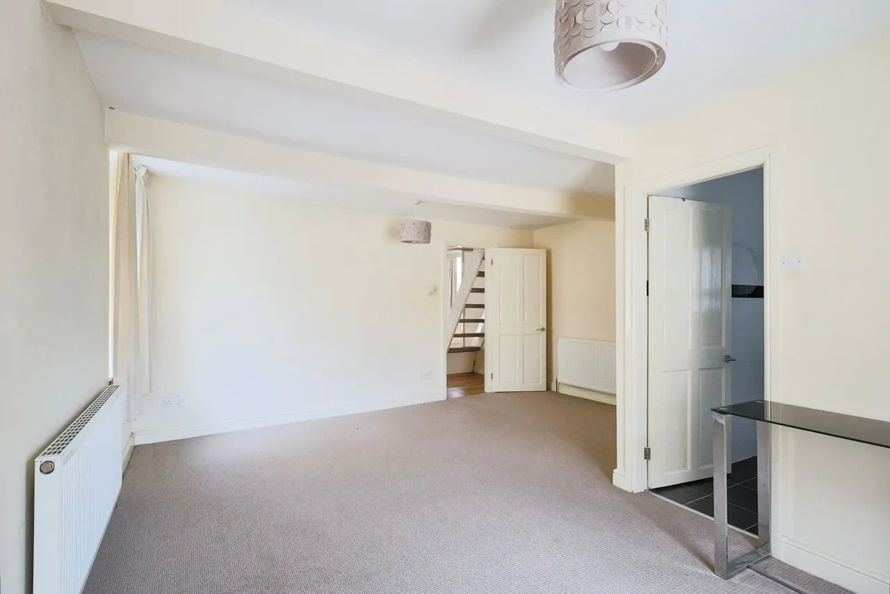 Micklehurst Road, Mossley, Ashton-under-Lyne, Greater Manchester, OL5, photo 4