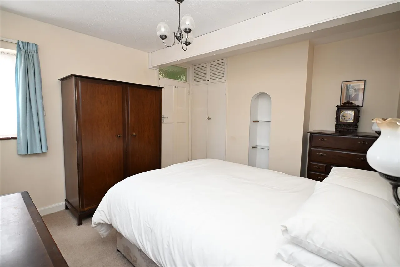 Eastfield Avenue, Basingstoke, photo 9