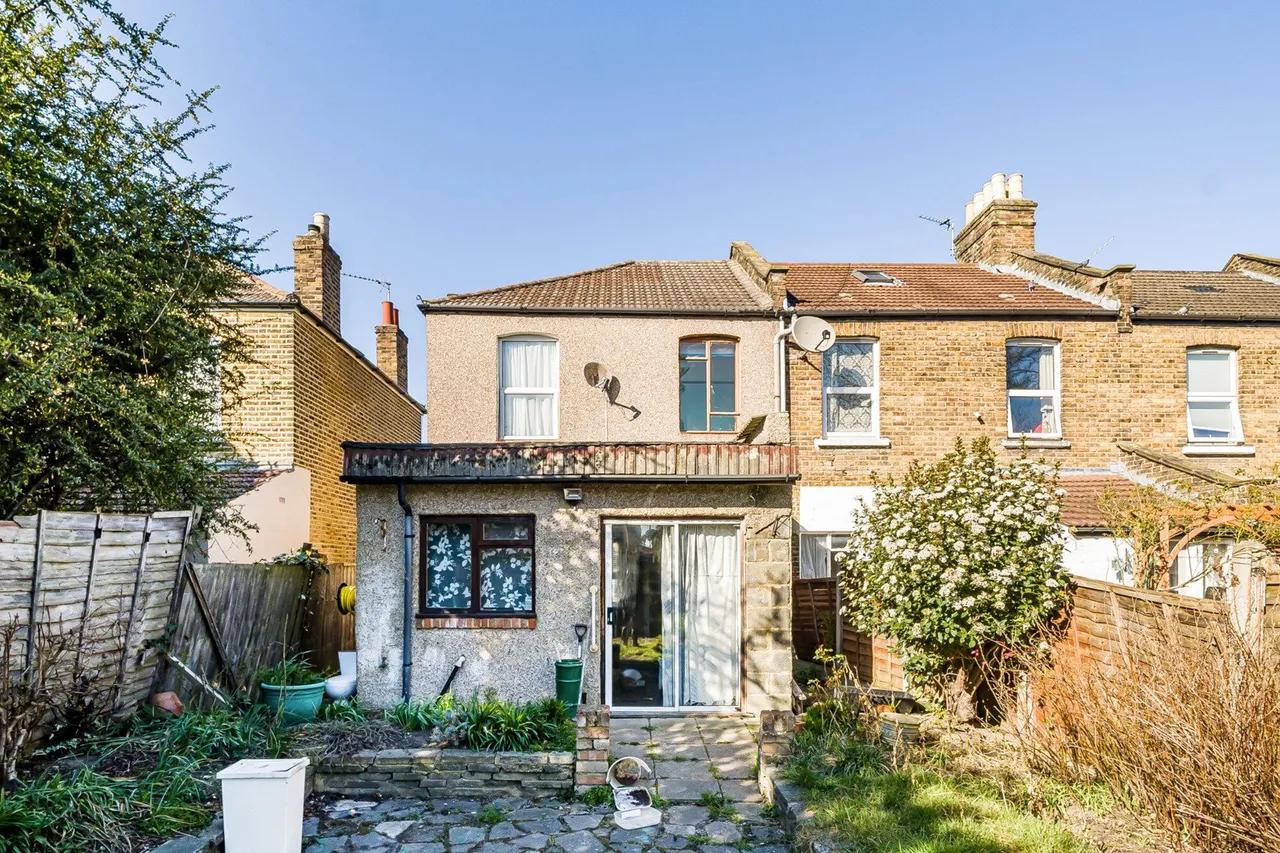 Sandhurst Road, SE6, photo 11