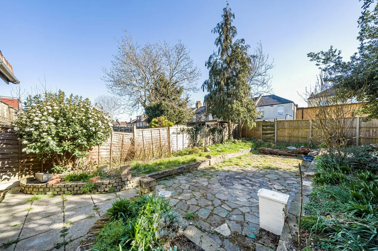 Sandhurst Road, SE6, photo 4