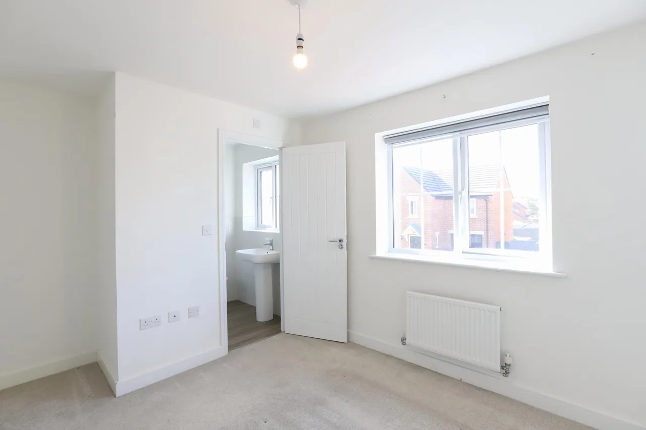 Beaminster Avenue, Preston, PR4, photo 11