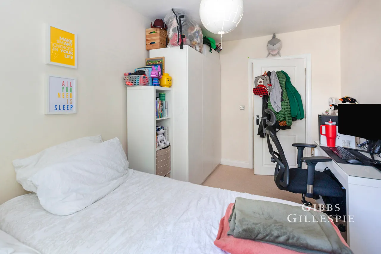Gray House, Bells Hill Green Fees Apply, SL2, photo 9