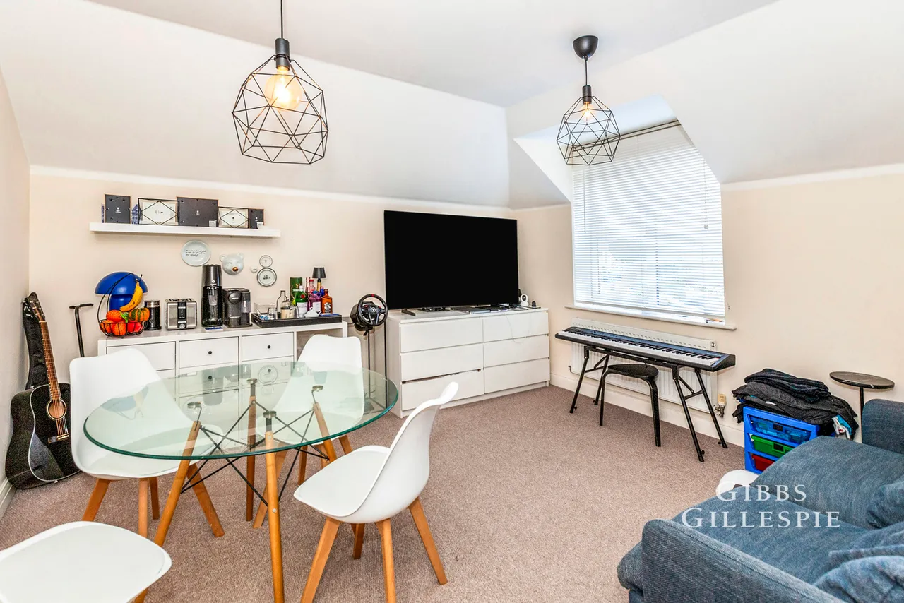 Gray House, Bells Hill Green Fees Apply, SL2, photo 6