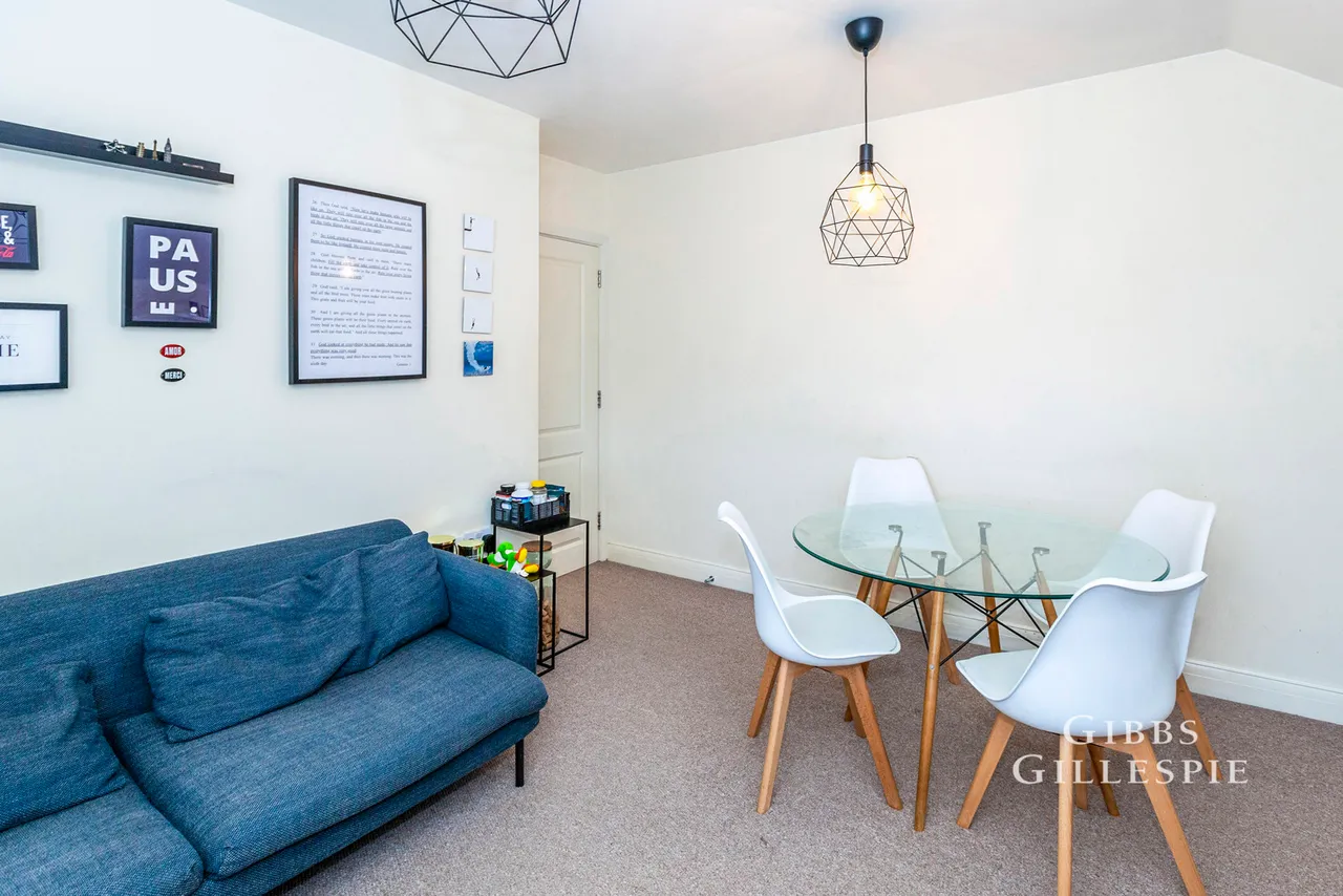 Gray House, Bells Hill Green Fees Apply, SL2, photo 4
