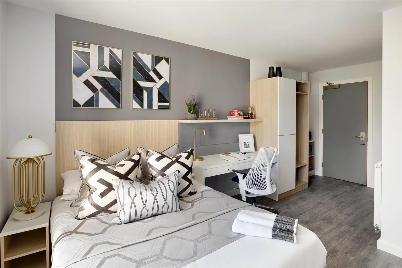 Yara Studios, Mercy Terrace, Lewisham, SE13 7UX, photo 2