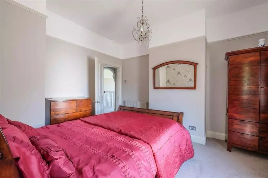 Lightcliffe Road, Brighouse, HD6, photo 21