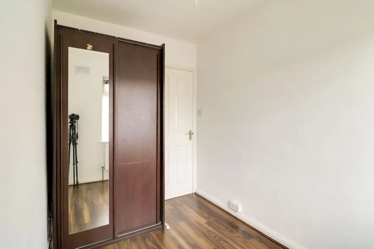York Way, London, N20, photo 8
