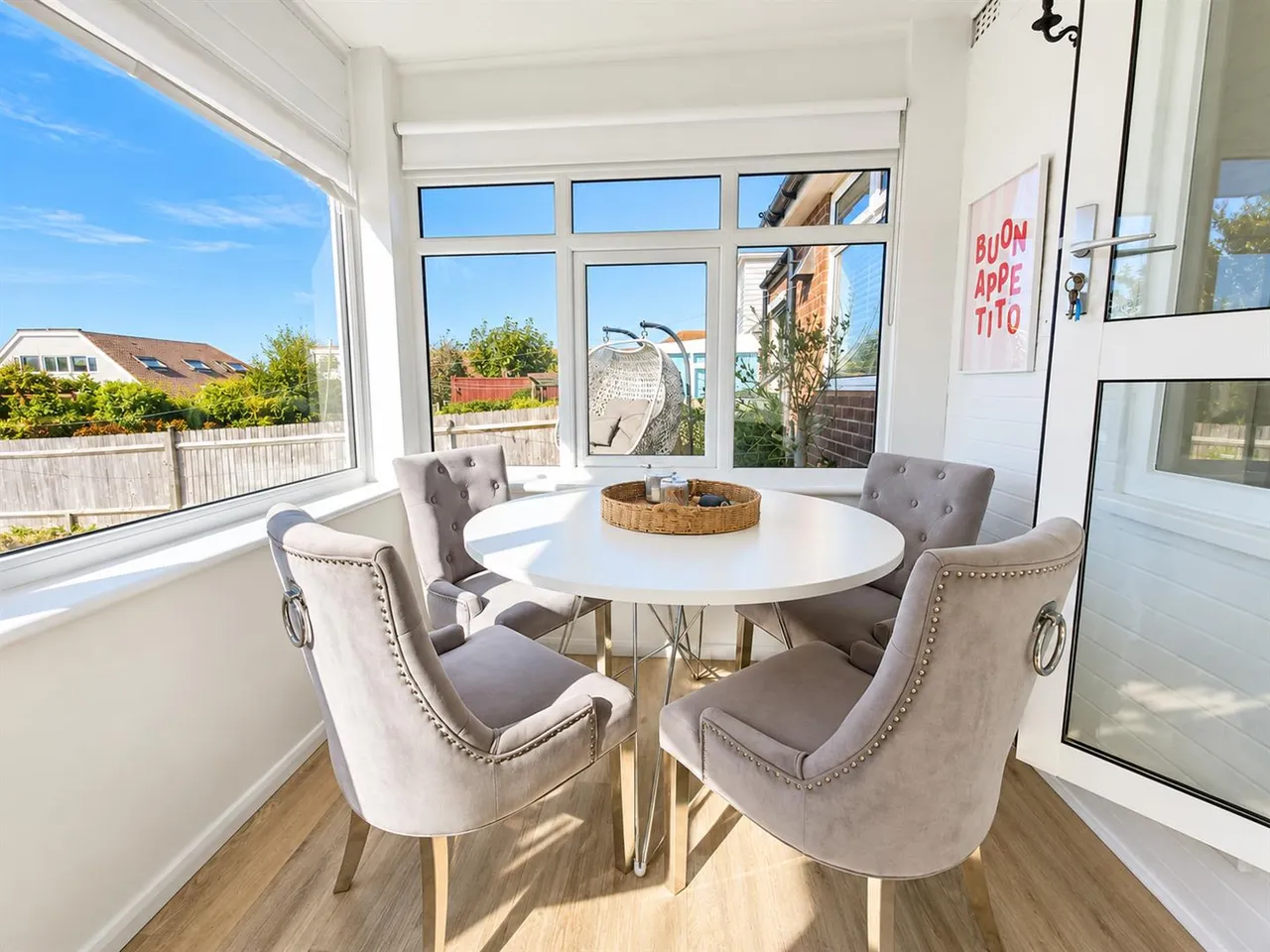 Downland Avenue, Peacehaven, photo 14