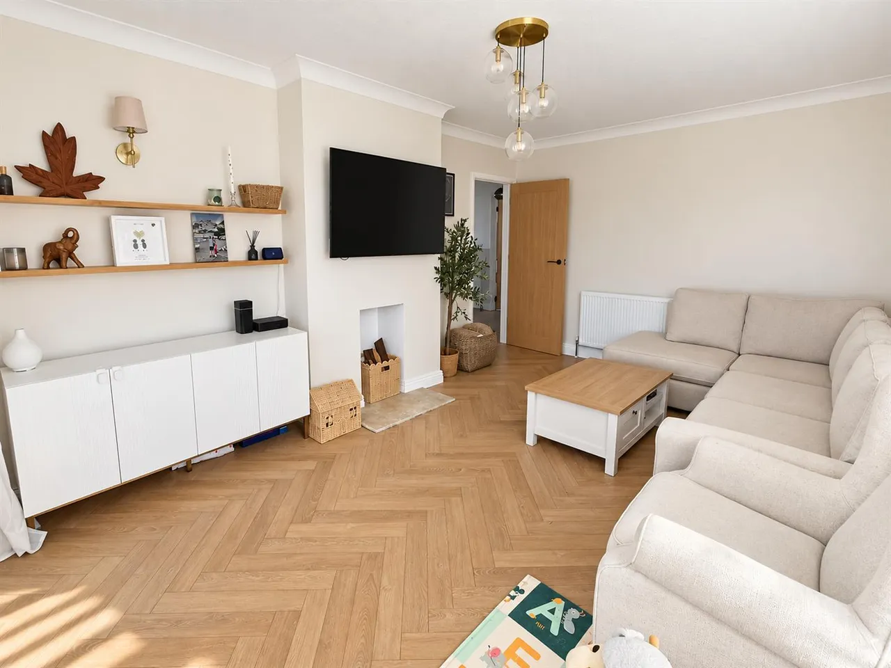 Downland Avenue, Peacehaven, photo 8