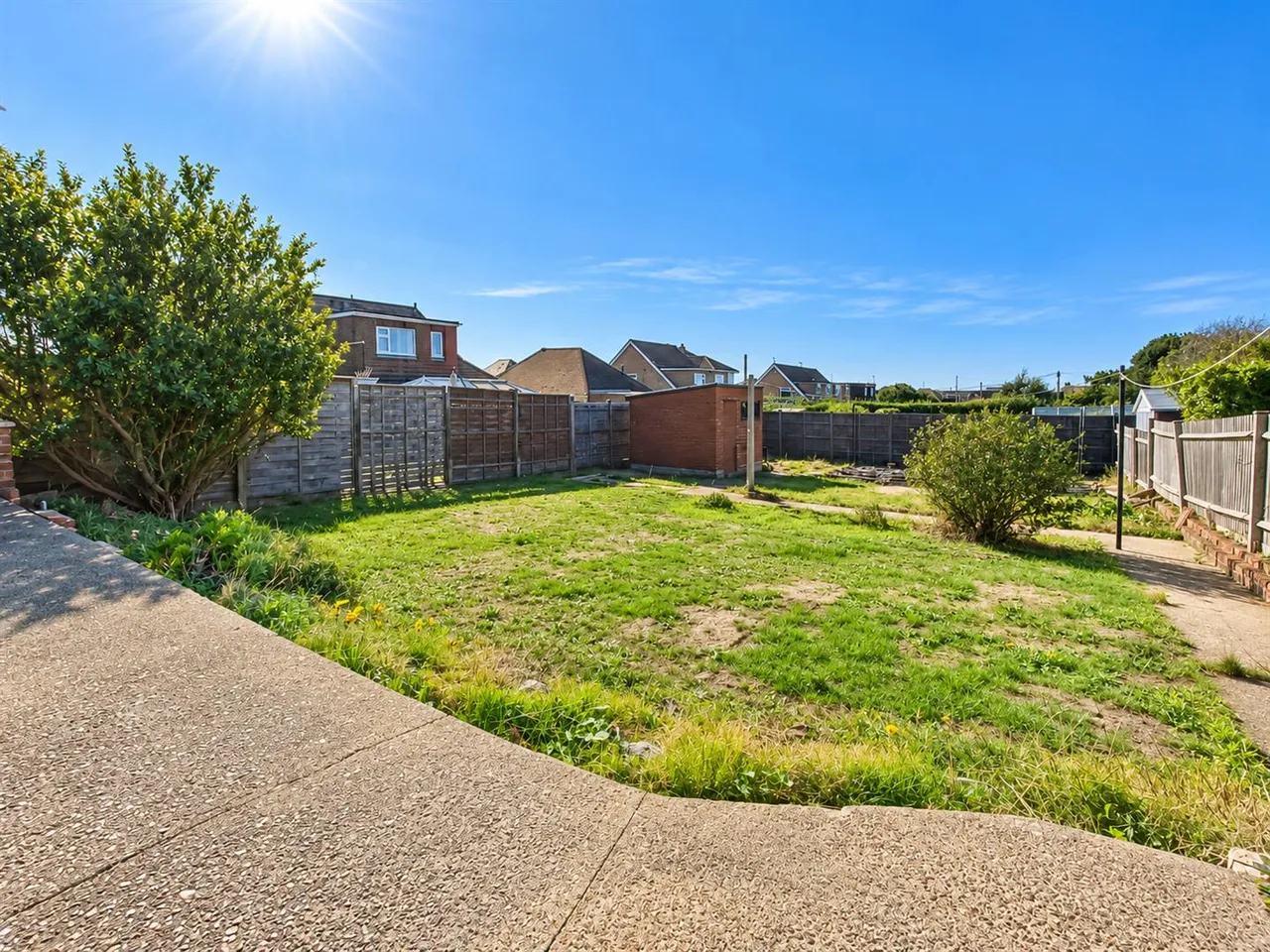 Downland Avenue, Peacehaven, photo 6