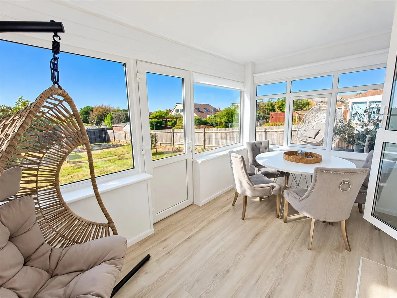 Downland Avenue, Peacehaven, photo 5