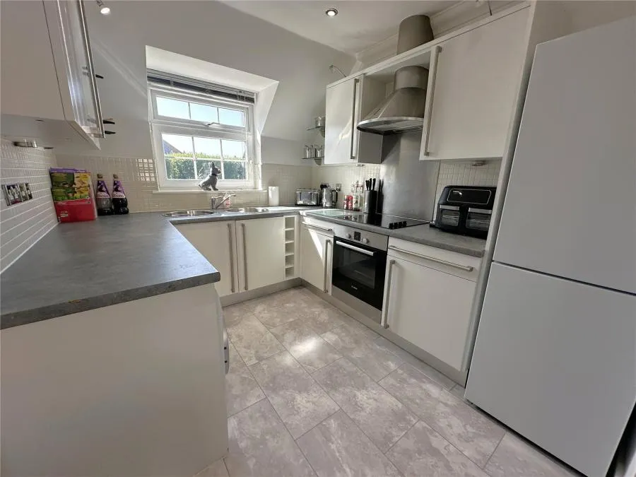 Christchurch Place, Eastbourne, BN23, photo 5