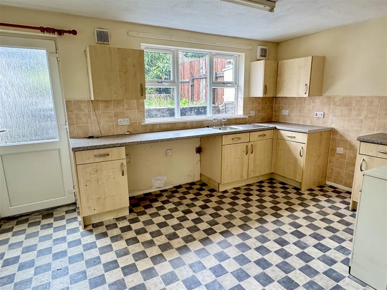Mountbatten Road, Penwithick, photo 10