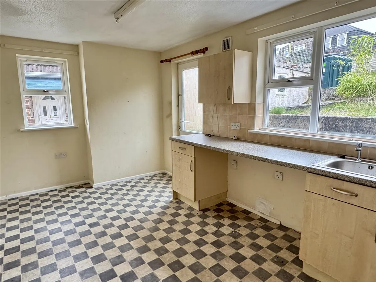 Mountbatten Road, Penwithick, photo 9