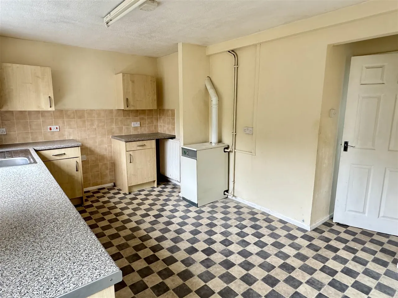 Mountbatten Road, Penwithick, photo 8
