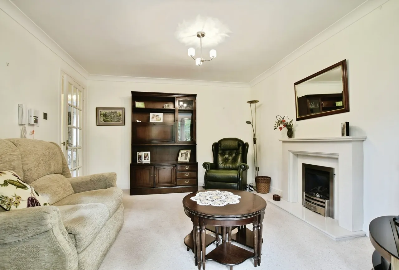 Woodacres Court, Wilmslow, Cheshire, SK9, photo 13