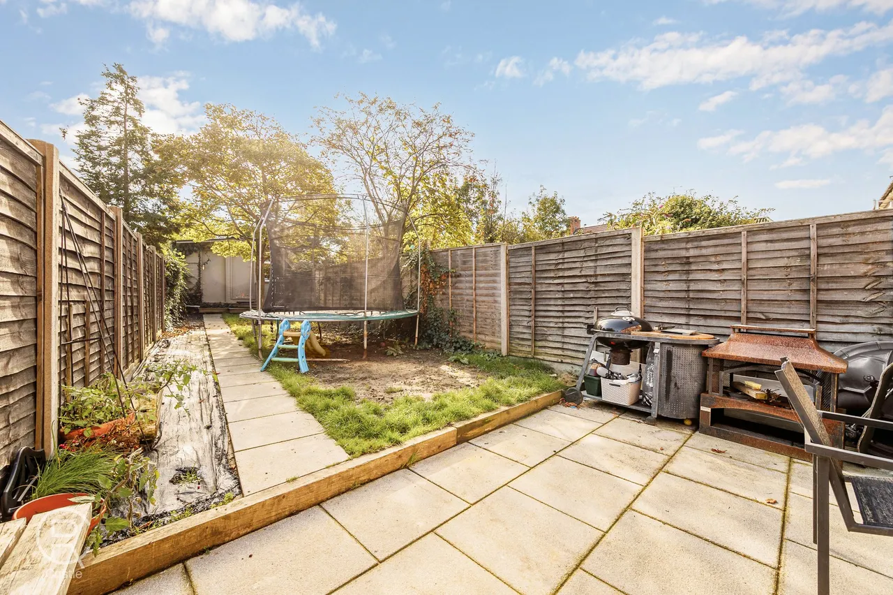 Hall Drive, Hanwell, London, W7 1AB, photo 5