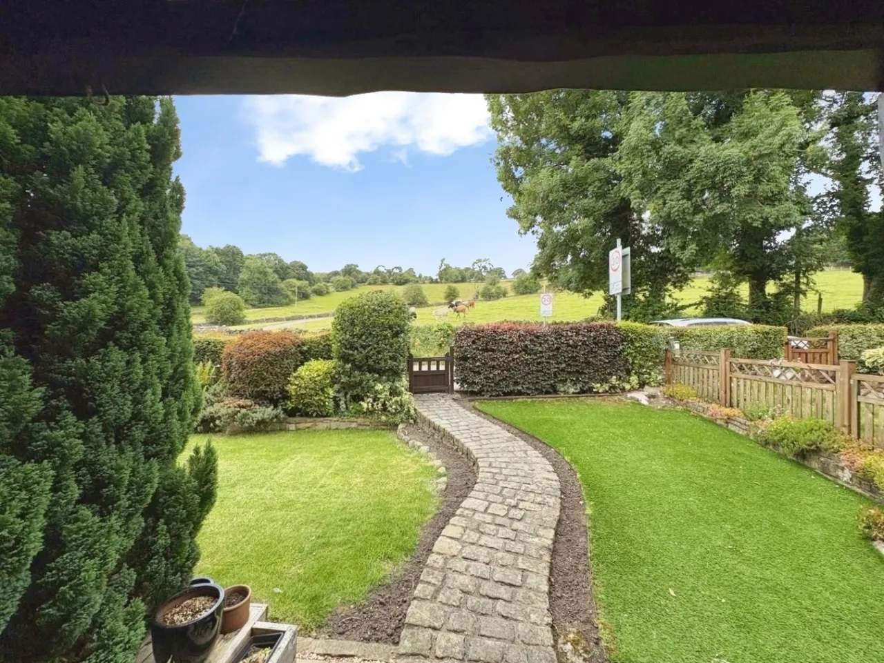 Skipton Road, Cononley, BD20, photo 2